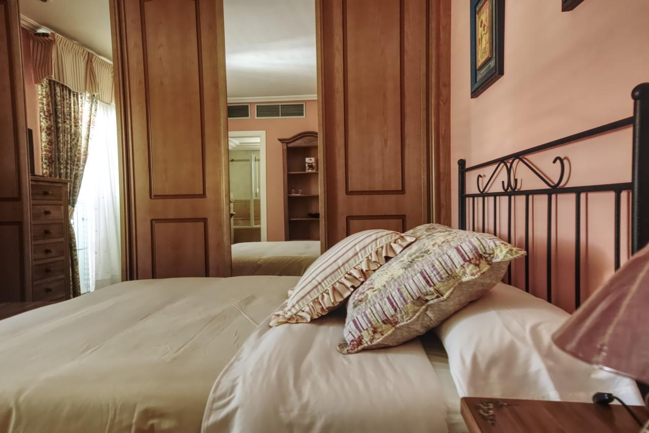 Hotel La Colina Моро дел Хабле Екстериор снимка